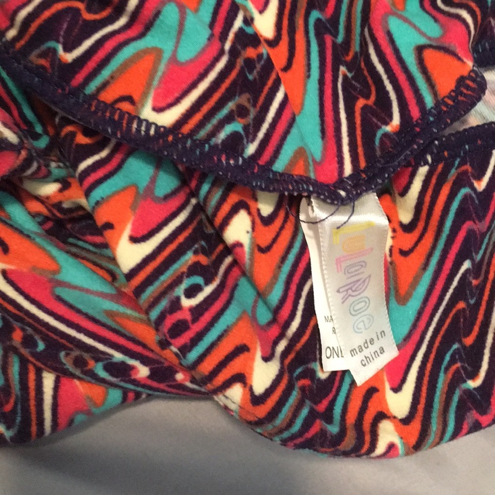 Psychedelic print LuLaRoe leggings - Picture 3 of 3